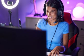 Casque avec micro : du gaming au télétravail en passant par le streaming !
