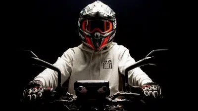 Comment nettoyer le casque de sa moto ?