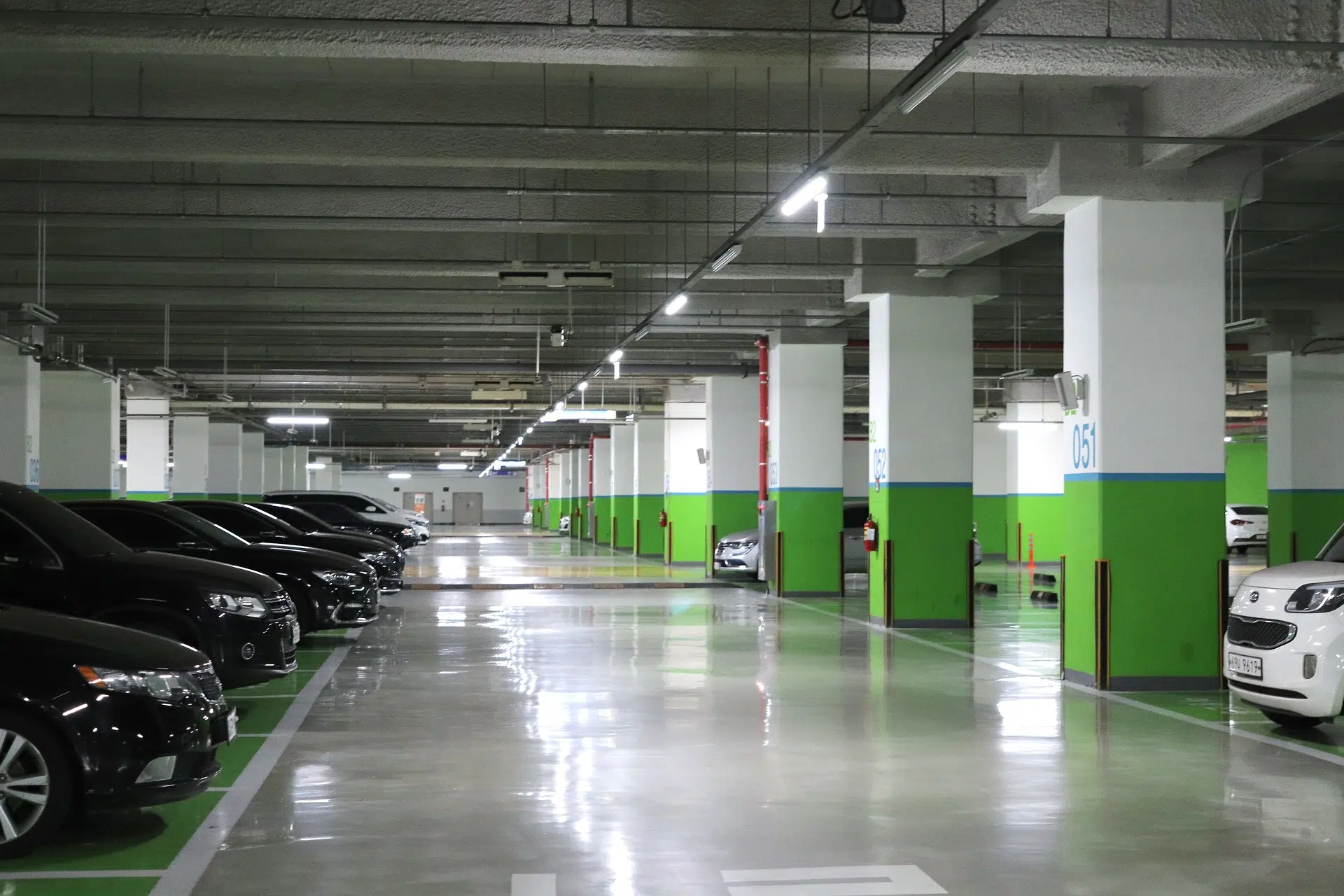 Comment réserver chez Alyse Parc Auto ?