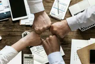 Trois avantages d’utiliser un logiciel RH